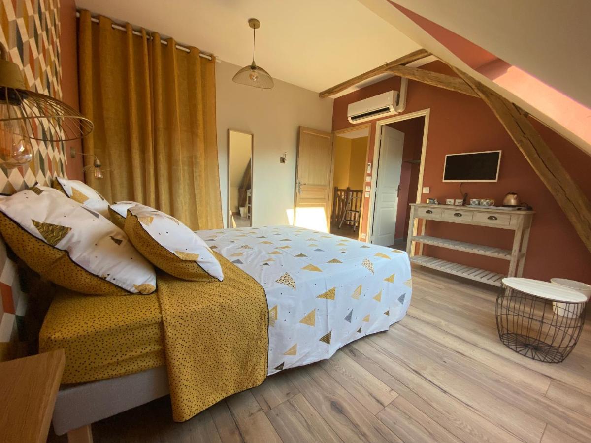 Chambres D Hotes De La Mauguiniere Neuille-le-Lierre Экстерьер фото